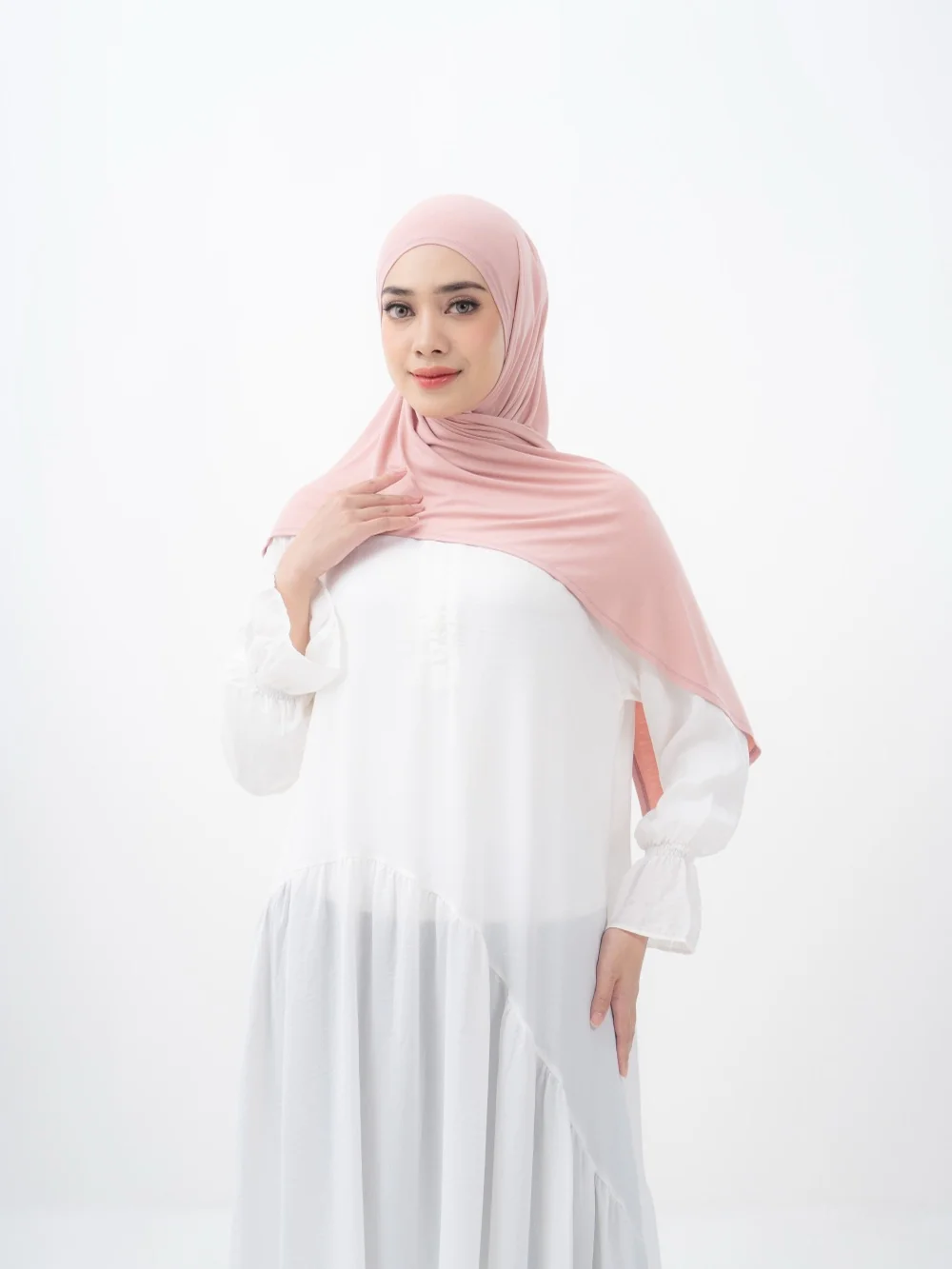 Koleksi hijab dan busana muslim produksi Tiga Raga Konveksi Bandung — foto 4