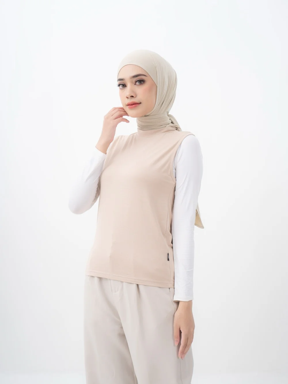 Koleksi hijab dan busana muslim produksi Tiga Raga Konveksi Bandung — foto 12